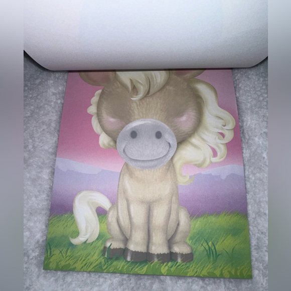 New Silly Pets Sticker Face Book - Picture 6 of 6